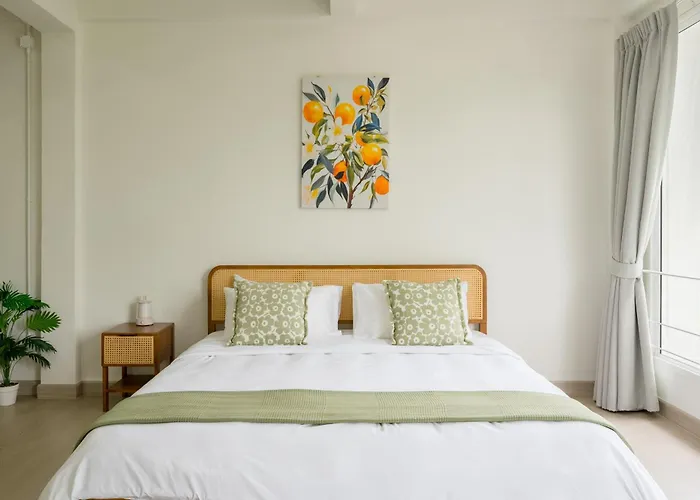 Glow House Sukhumvit 54, Spacious Modern Near Bts On Nut Homestay *