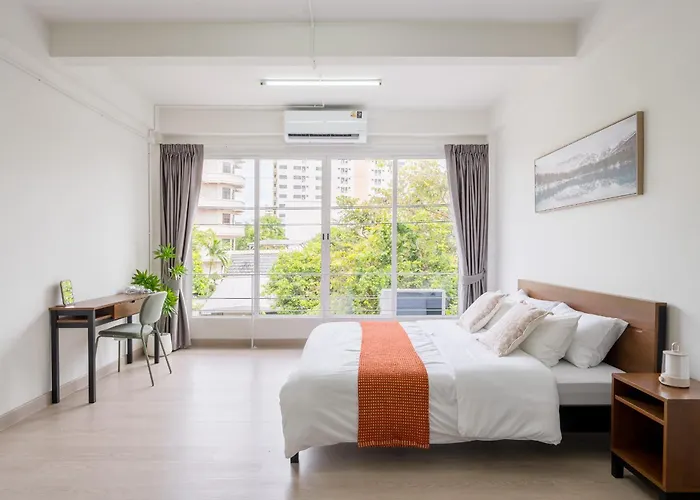 Glow House Sukhumvit 54, Spacious Modern Near Bts On Nut * Bangkok