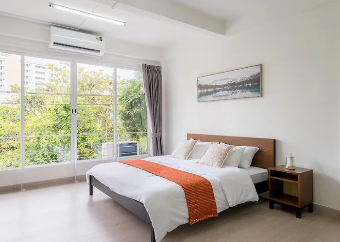 Glow House Sukhumvit 54, Spacious Modern Near Bts On Nut *