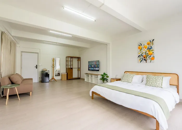 Homestay Glow House Sukhumvit 54, Spacious Modern Near Bts On Nut Bangkok