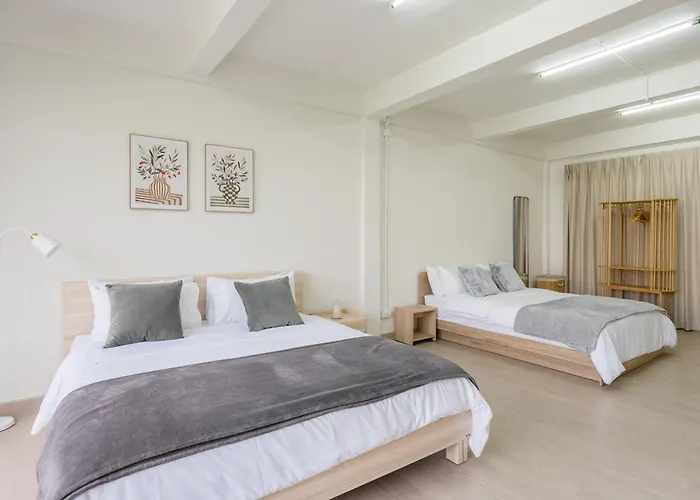 Glow House Sukhumvit 54, Spacious Modern Near Bts On Nut Bangkok