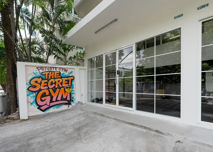 Homestay Glow House Sukhumvit 54, Spacious Modern Near Bts On Nut Bangkok